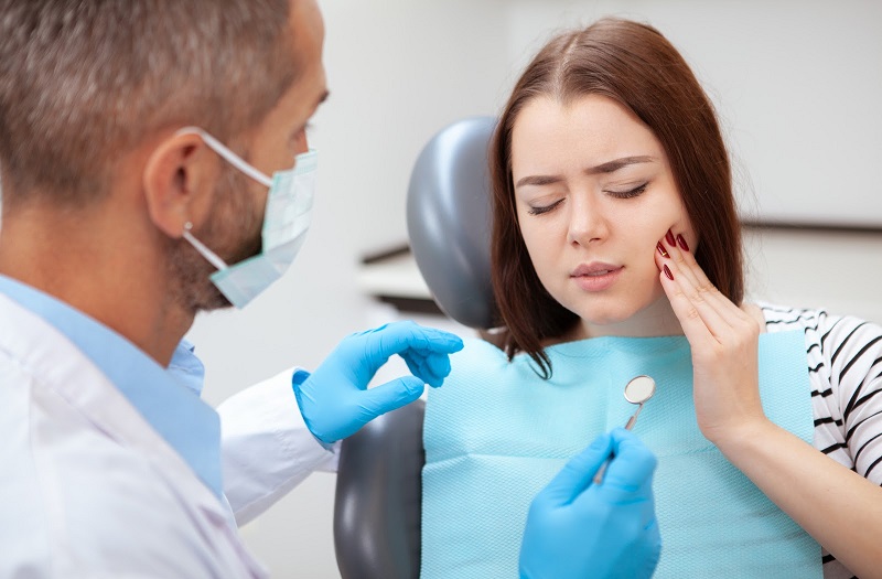 How Do You Manage an Appointment with an Emergency Dentist?